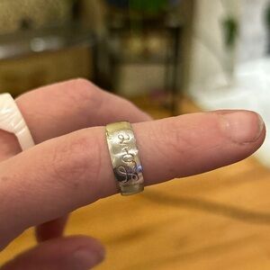 Silver Love Engraved Ring .925